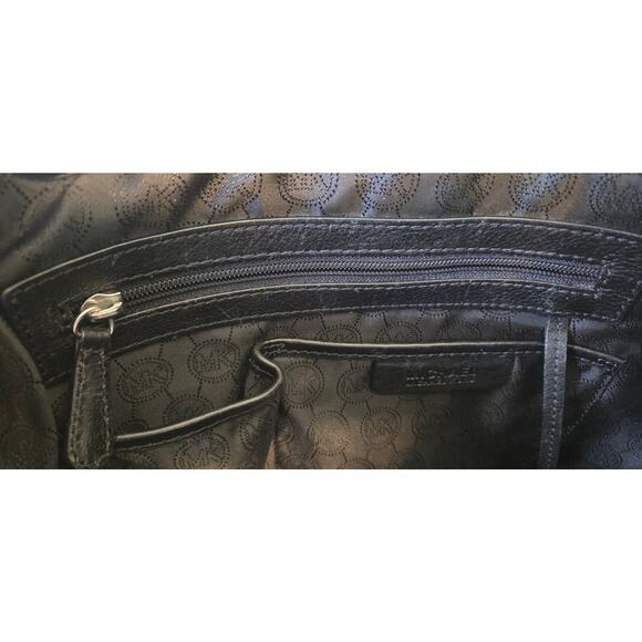 Genuine Michael Kors Woman's Bedford Leather Purse - Picture 15 of 16